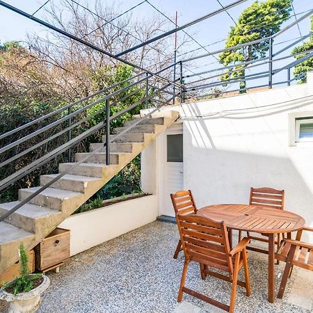 Central Apartment With Terrace Dubrovnik Exterior photo