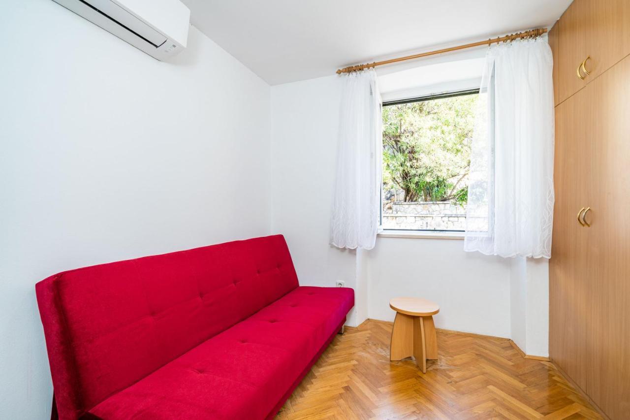 Central Apartment With Terrace Dubrovnik Exterior photo